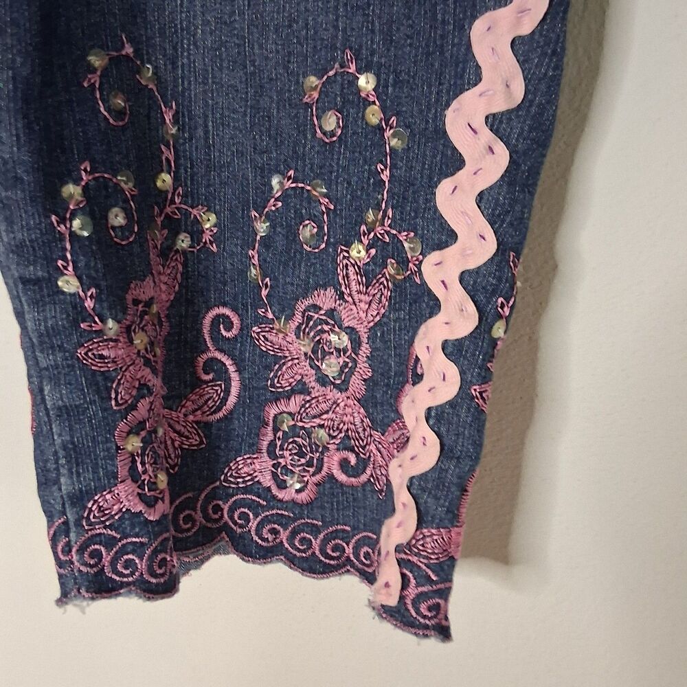 Apollo Petites 8P Embroidered Denim Capris Butterfly Floral Pink Ric Rac Trim Y2 - Picture 6 of 10